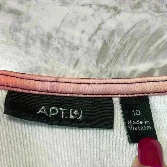 Apt 9 Women’s Pink Dress With Pockets Size 10 Abstract Design - Picture 8 of 10